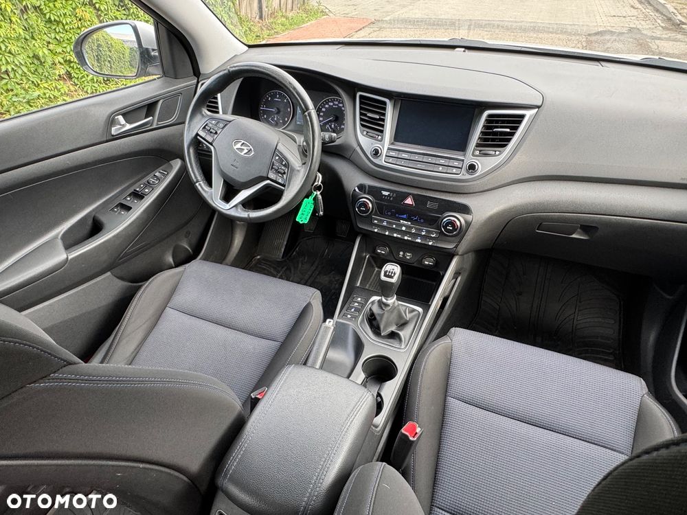 Hyundai Tucson 2.0 CRDi 2WD Trend - 12