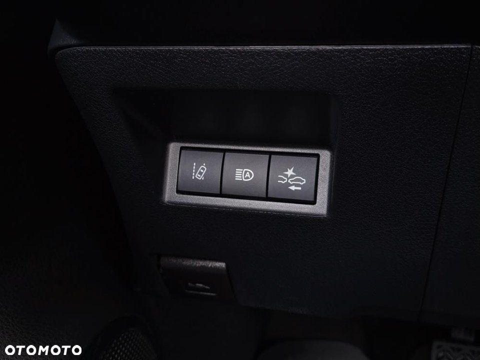 Toyota Yaris - 25