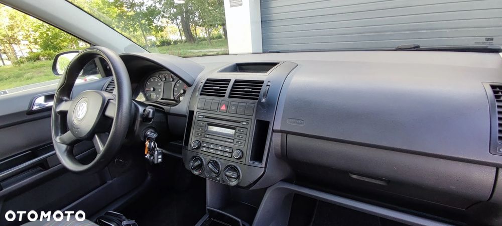 Volkswagen Polo 1.2 Comfortline - 17