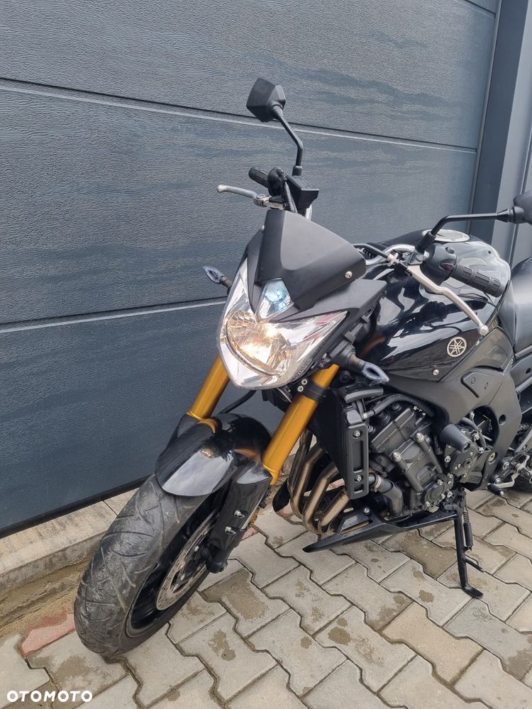 Yamaha FZ8 - 9