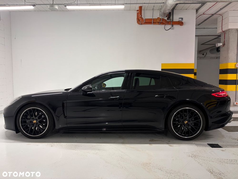 Porsche Panamera - 6