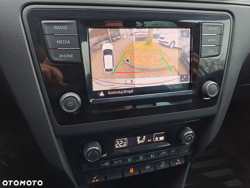 Skoda RAPID Spb 1.0 TSI Style - 17