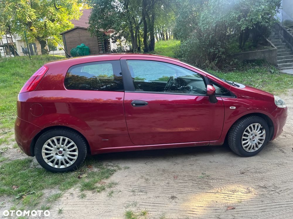 Fiat Grande Punto - 6