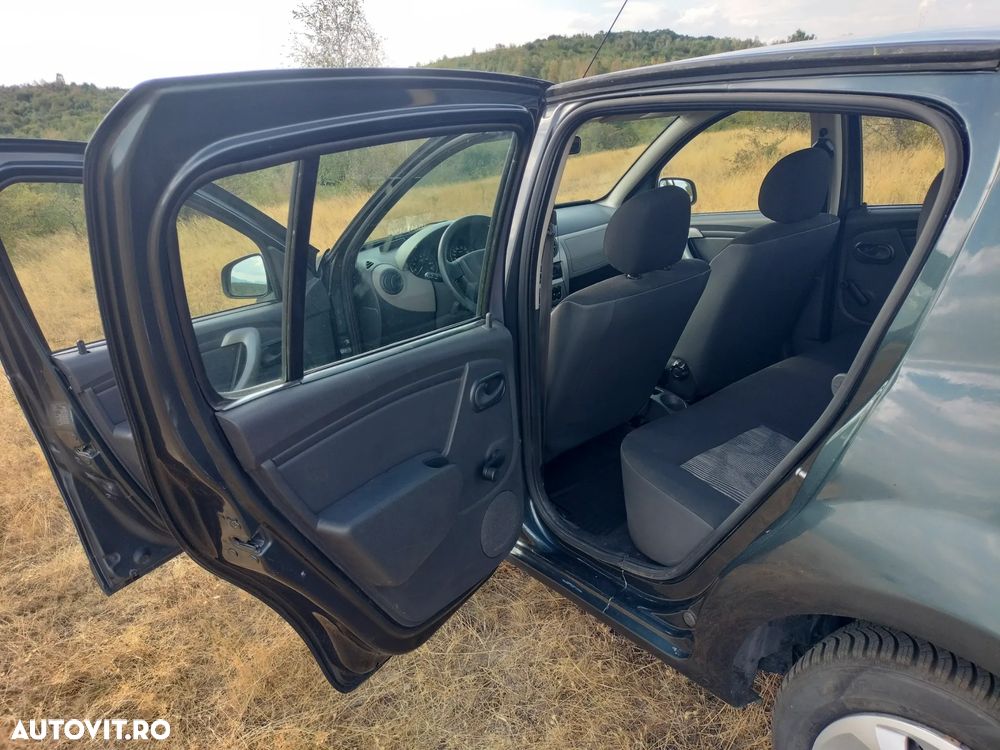 Dacia Sandero 1.2 16V - 15