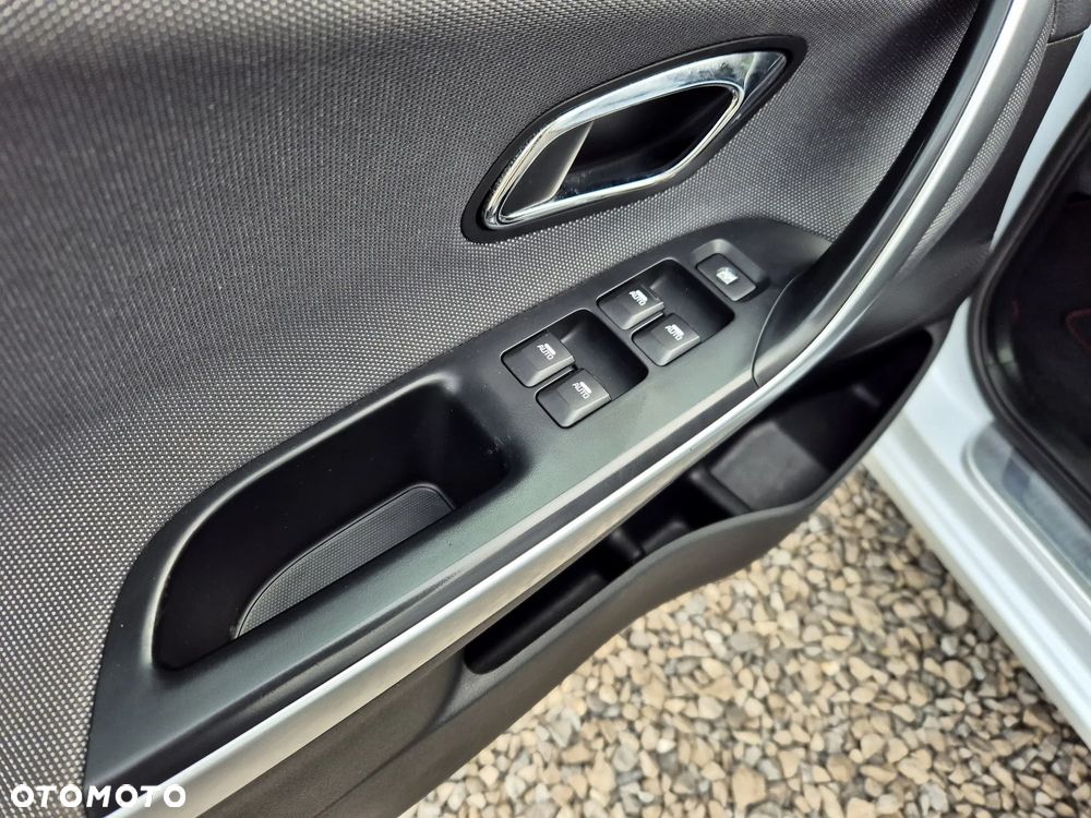 Kia Ceed 1.6 GDI Fifa World Cup Edition - 19
