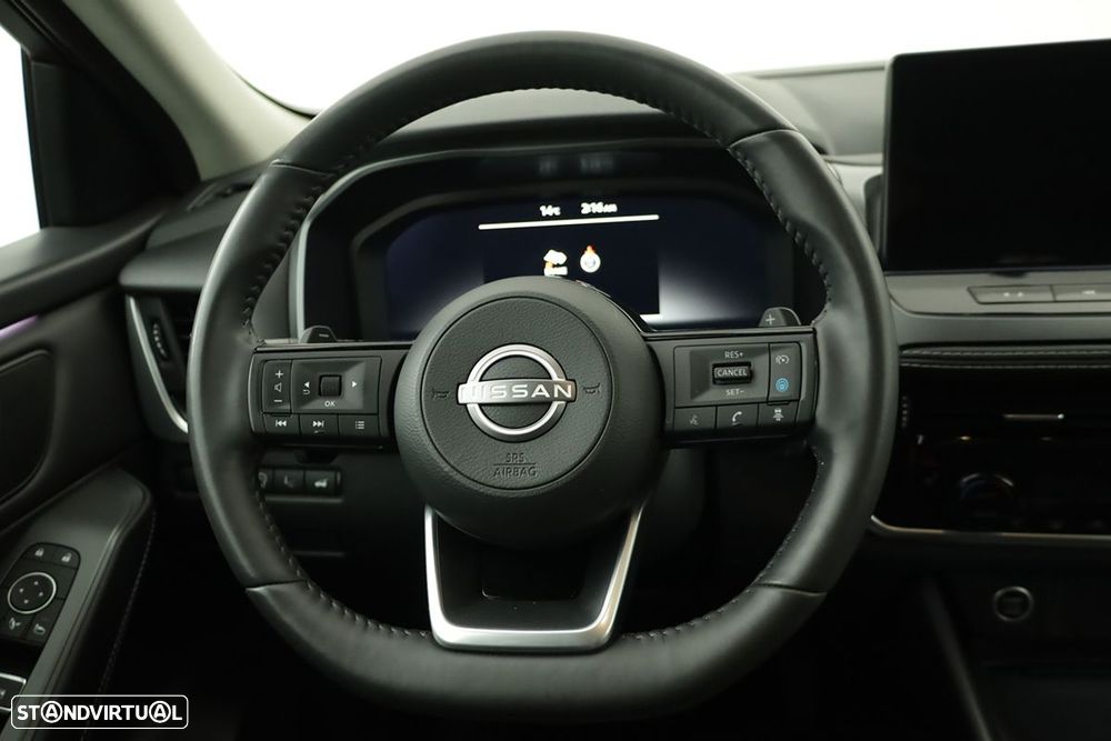 Nissan Qashqai 1.3 DIG-T N-Connecta LED Xtronic - 14