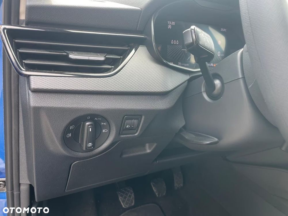 Skoda Kamiq 1.0 TSI Essence - 11