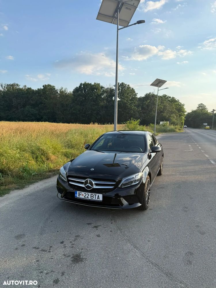 Mercedes-Benz C 220 d 4MATIC Aut - 2