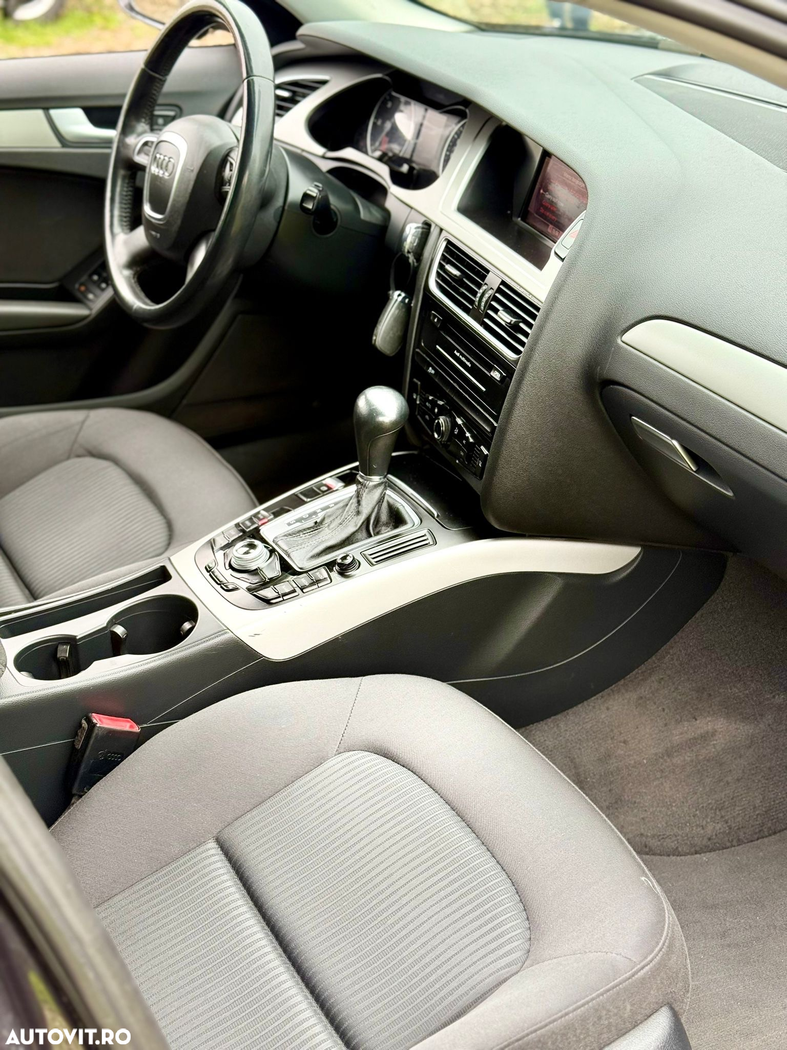 Audi A4 Avant 2.0 TDI DPF multitronic Attraction - 7