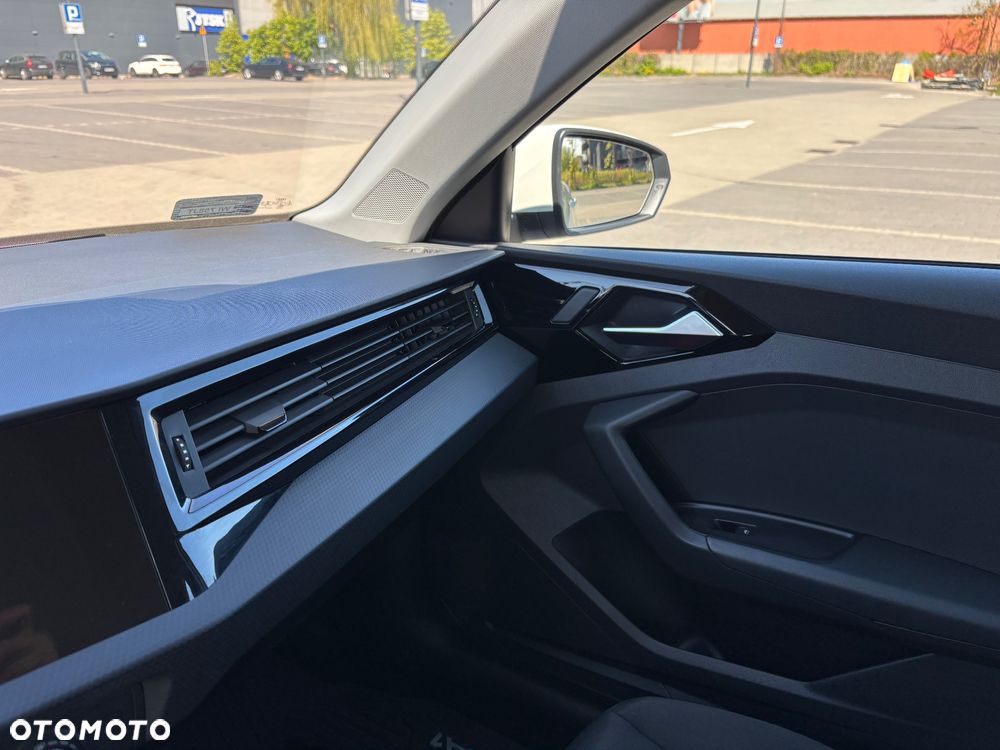 Audi A1 Sportback 30 TFSI - 19
