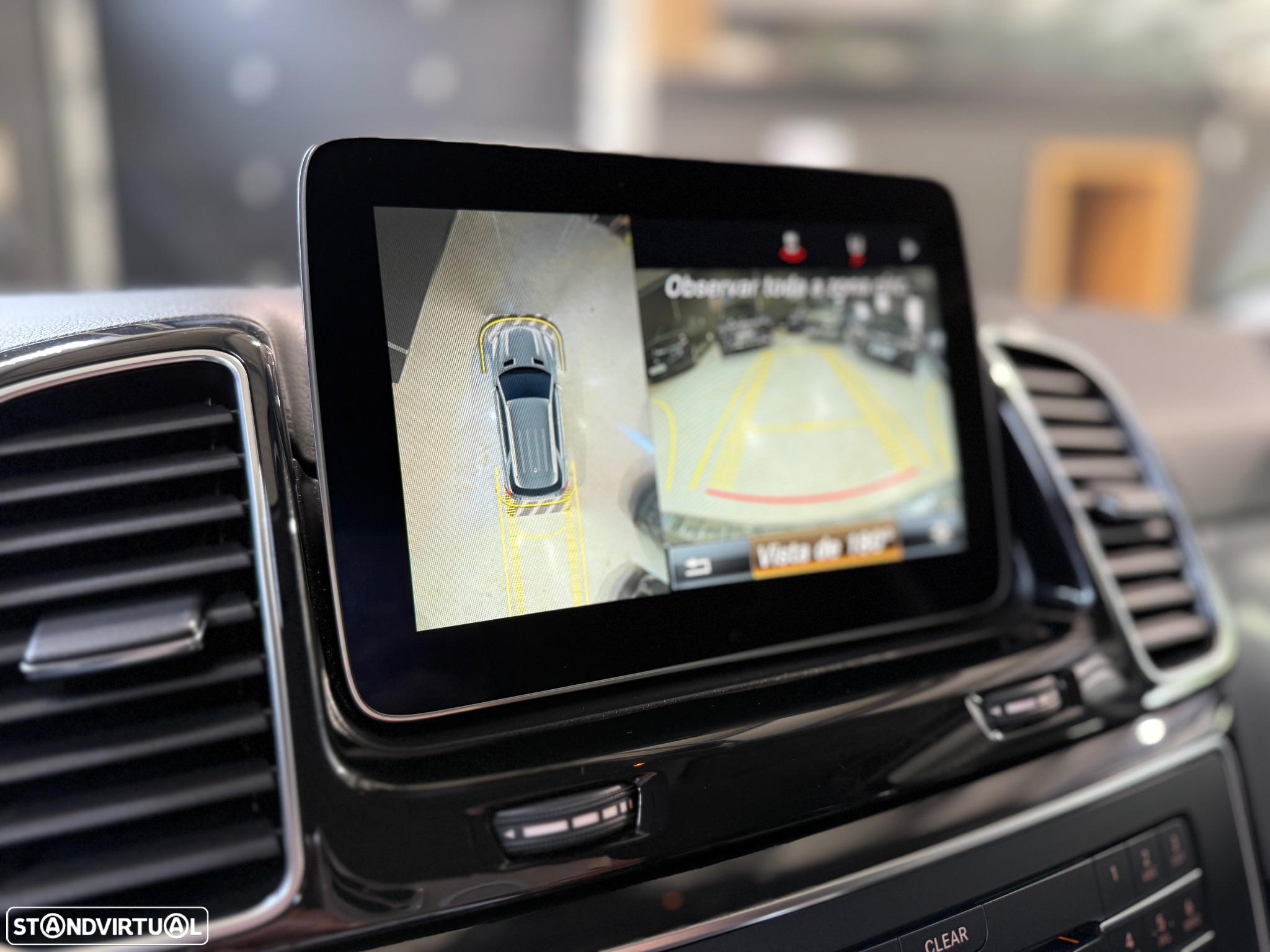 Mercedes-Benz GLE 350 d 4Matic 9G-TRONIC AMG Line - 37