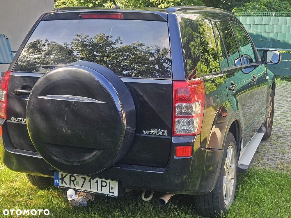 Suzuki Grand Vitara 2.0 - 5