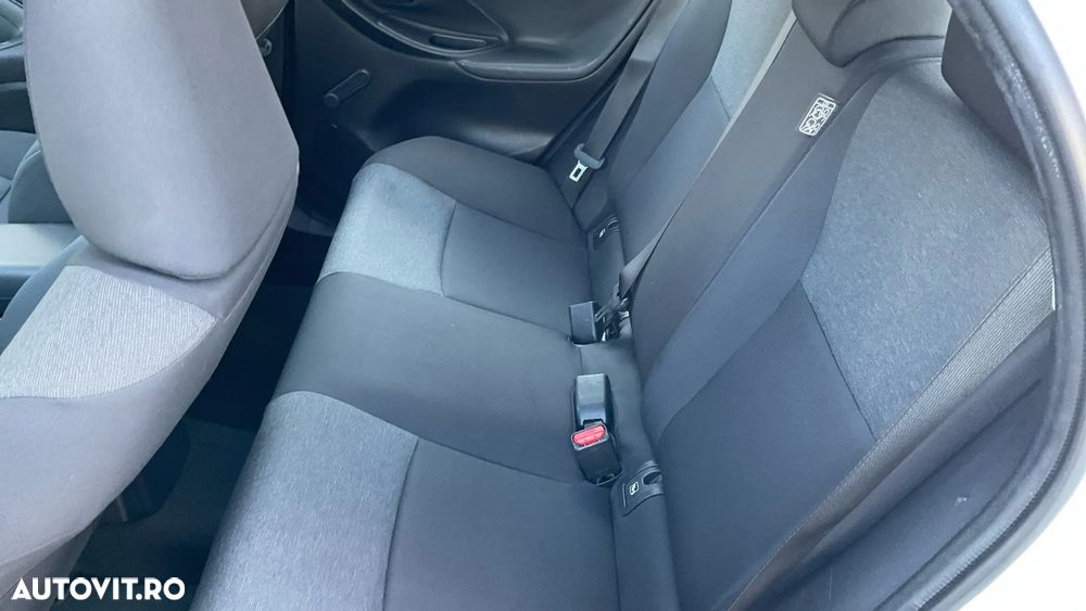 Toyota Yaris 1.5 VVT-i HSD Eco - 14