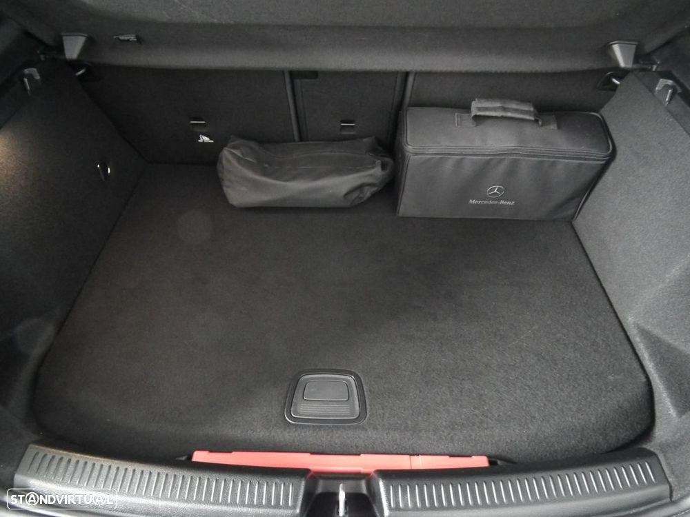 Mercedes-Benz A 250 e 8G-DCT Edition AMG Line - 30