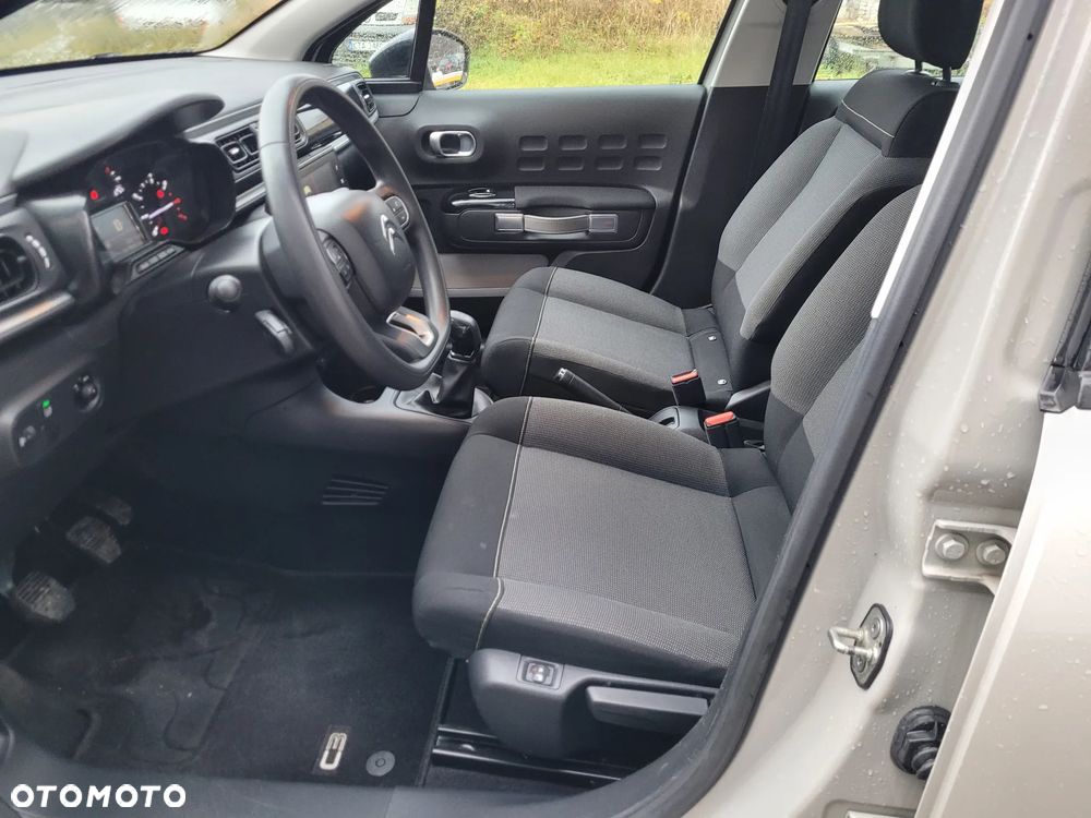 Citroën C3 Pure Tech 82 SHINE - 6