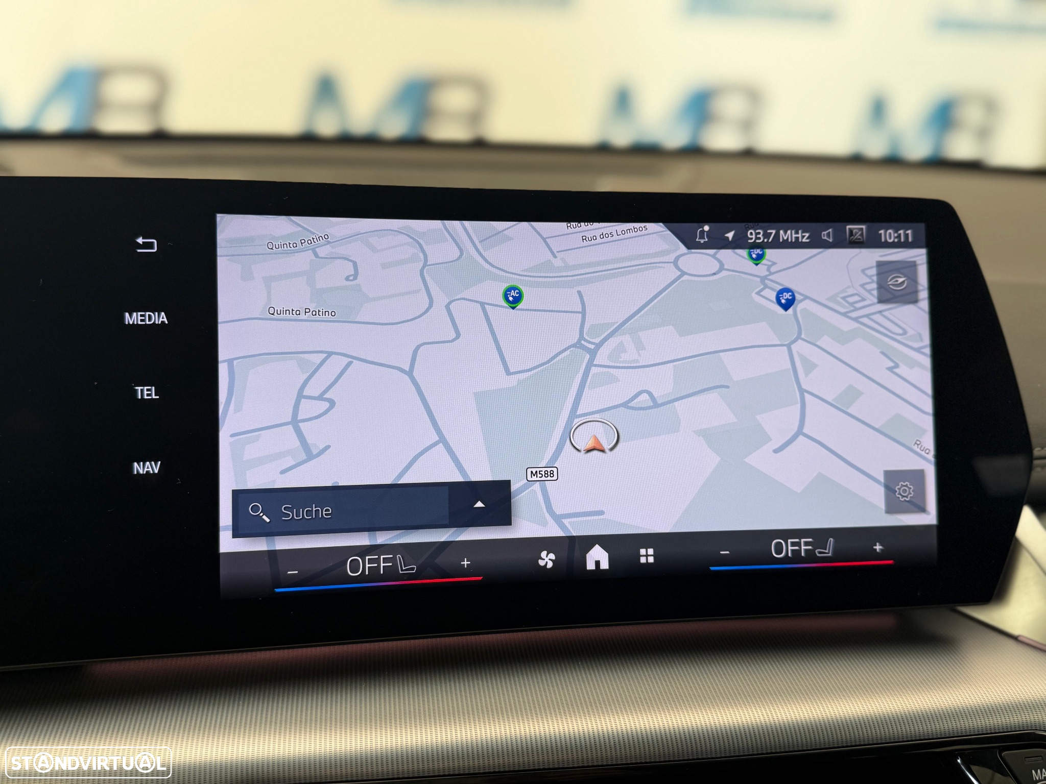 BMW iX1 eDrive20 Pack Desportivo M - 13