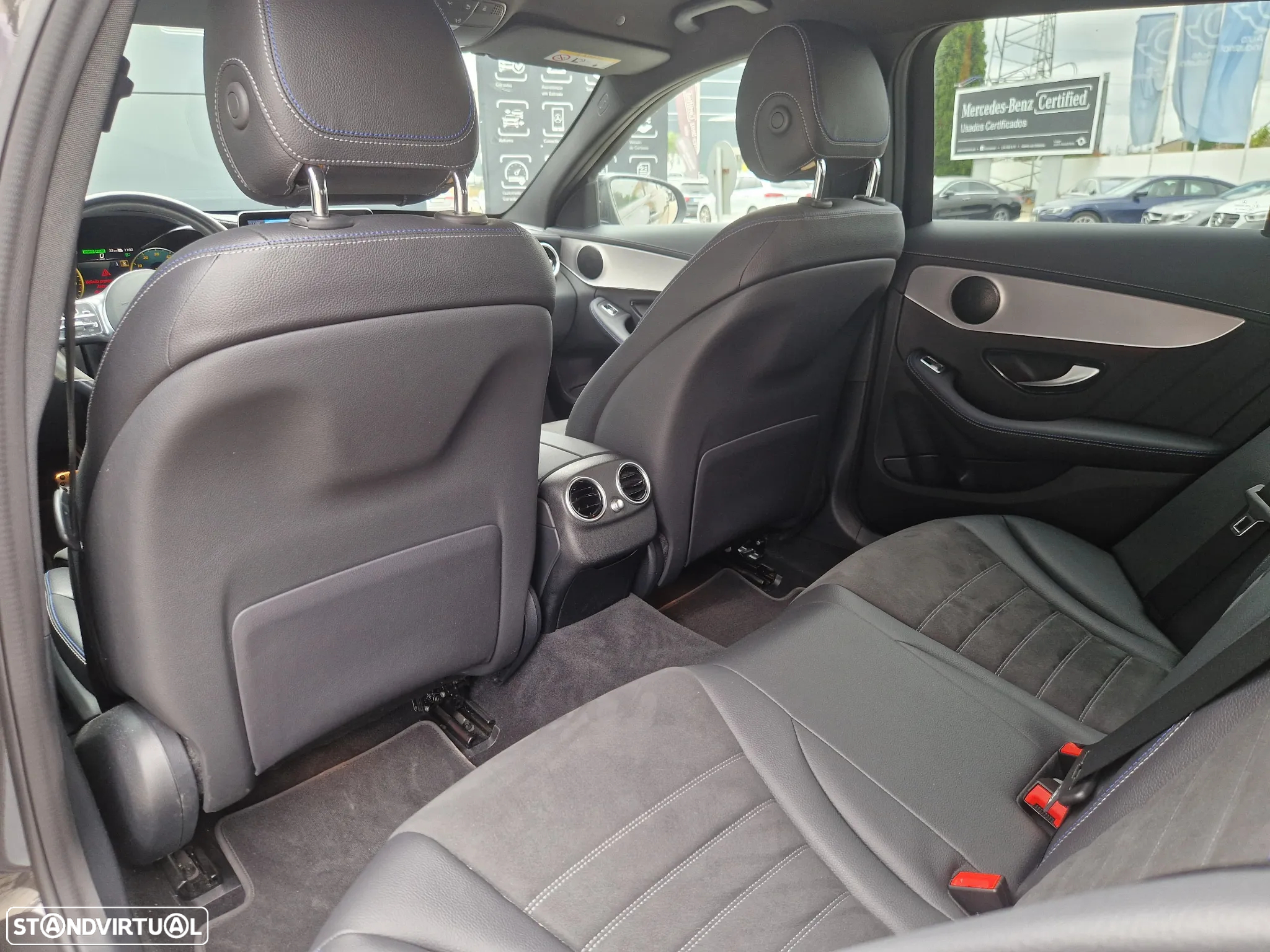 Mercedes-Benz C 300 de AMG Line - 13