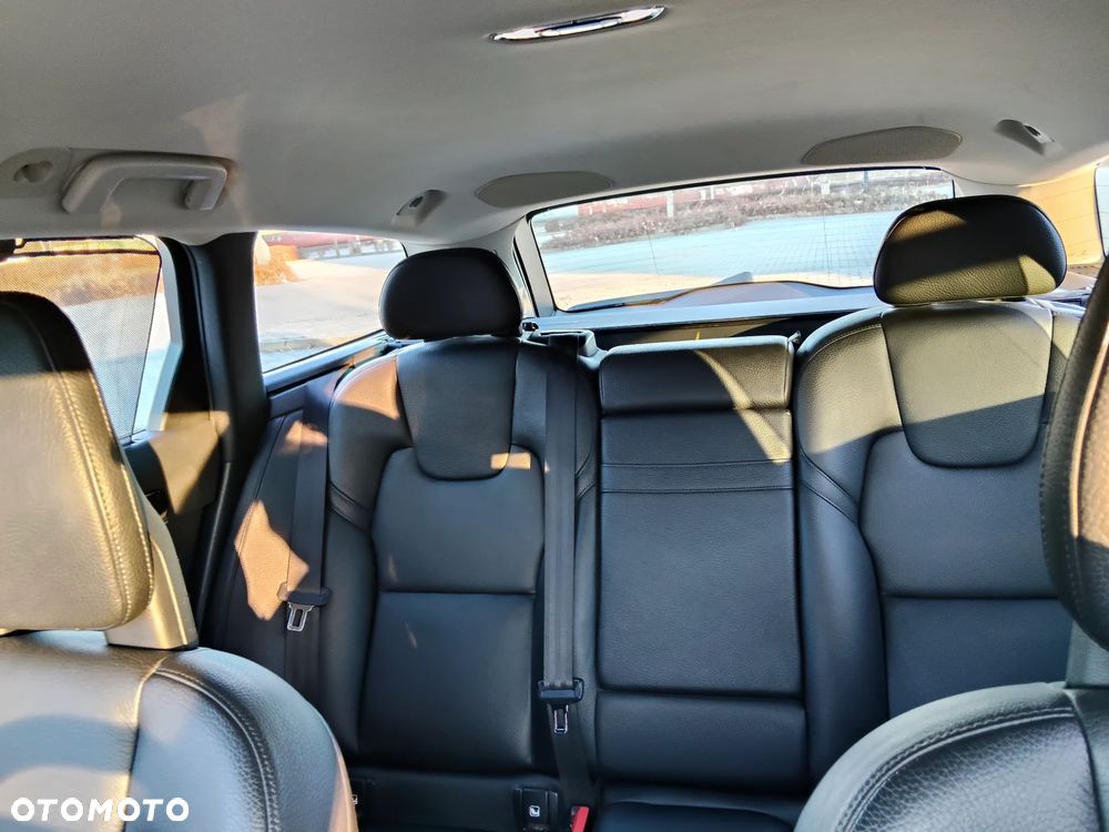 Volvo V90 - 38