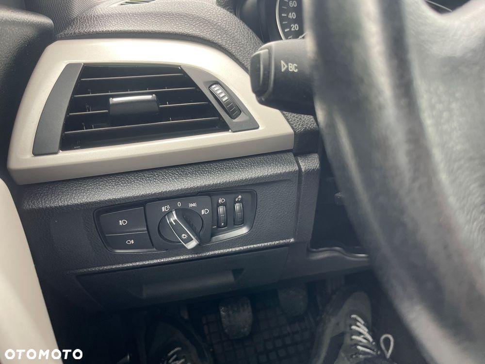 BMW Seria 1 - 18