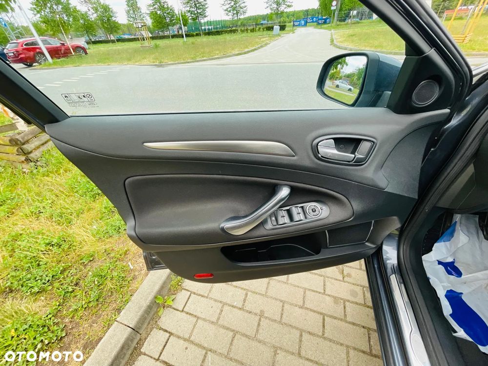 Ford Mondeo 2.0 TDCi Viva Titanium - 19