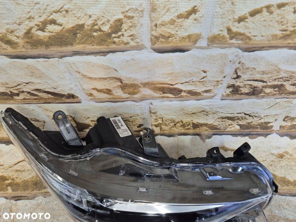 Reflektor strona prawa Toyota Auris II E180 full led lift - 5