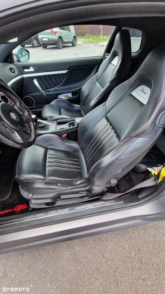 Alfa Romeo Brera - 8