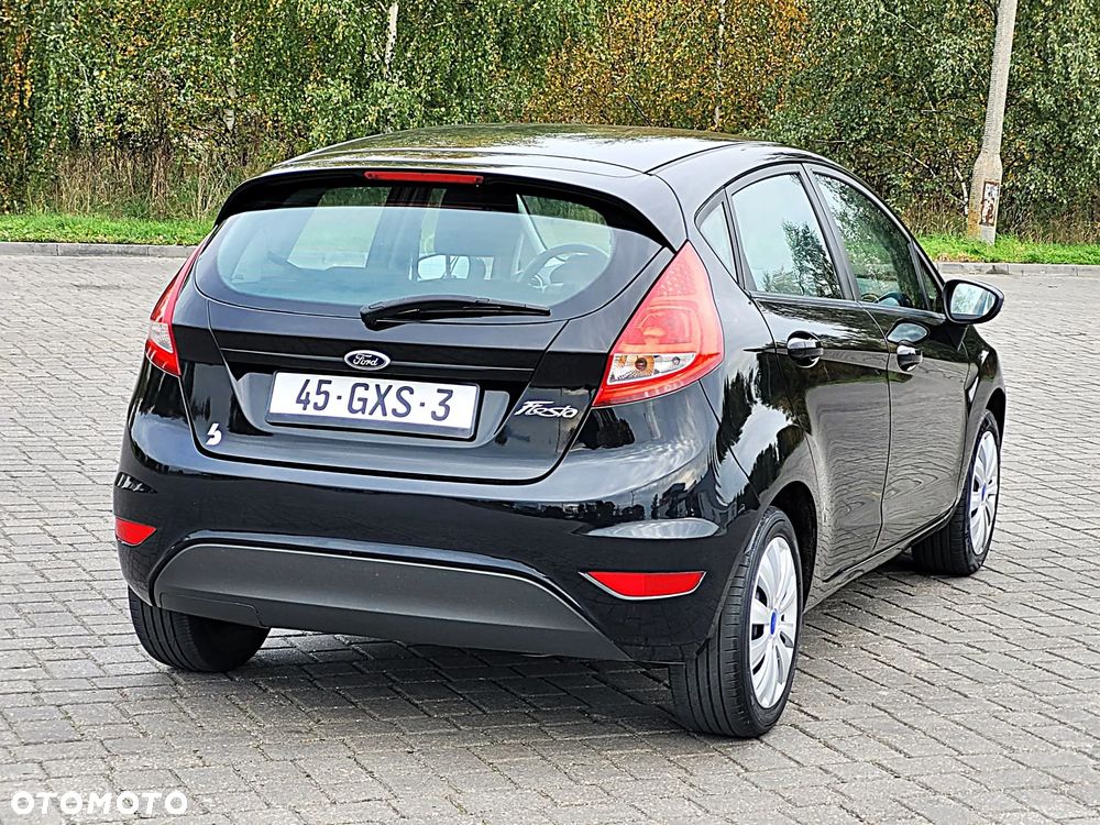 Ford Fiesta 1.25 Trend EU5 - 11
