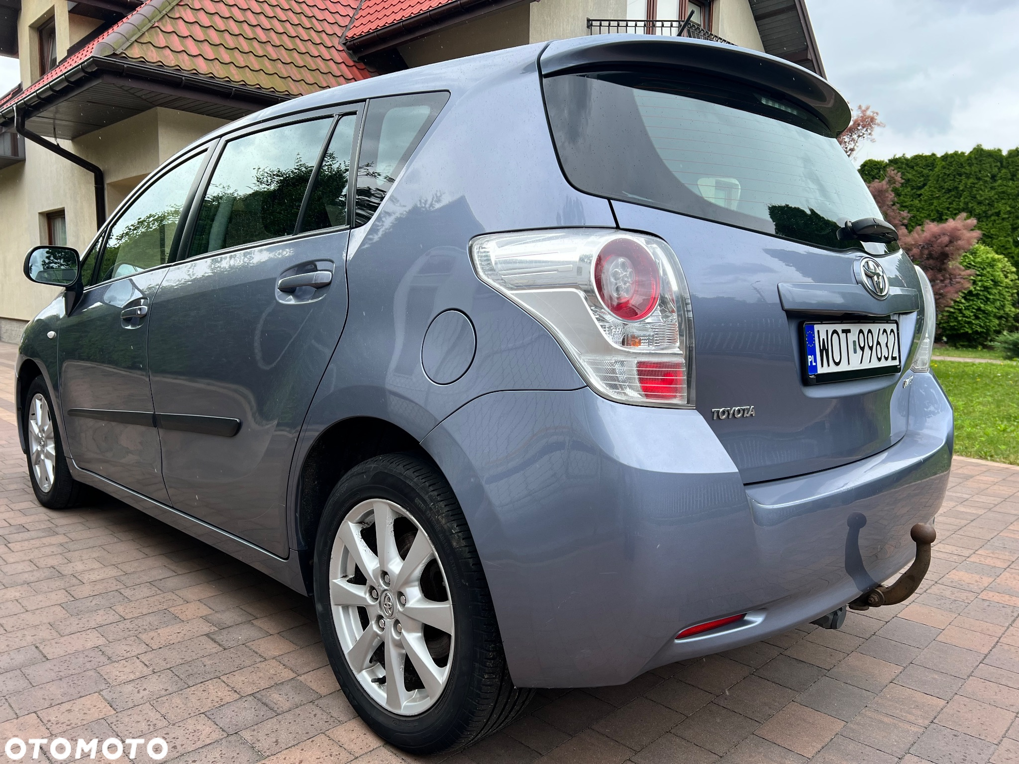 Toyota Verso 2.0 D-4D - 3