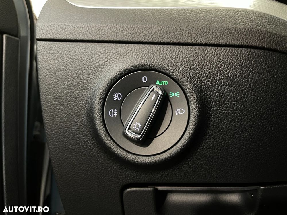 Skoda Superb 2.0 TDI DSG Ambition - 21