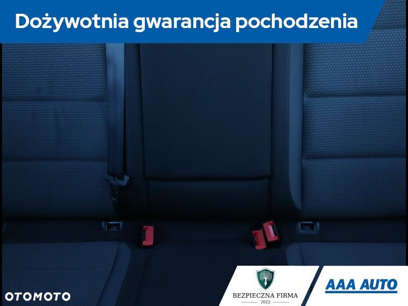 Volkswagen Golf - 12