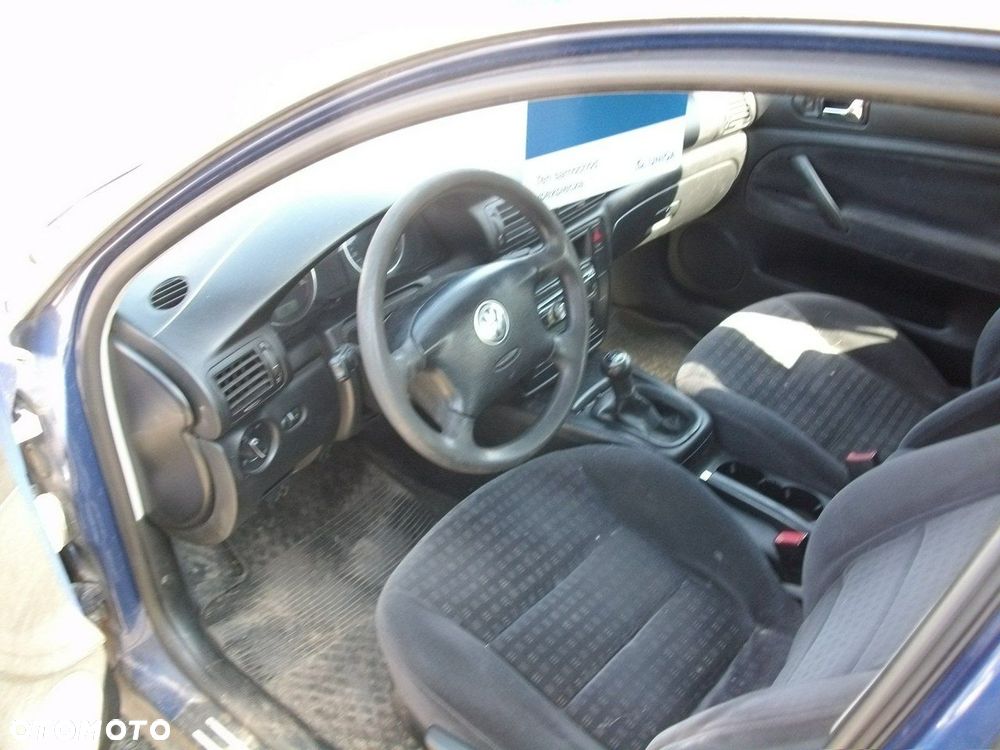 Volkswagen Passat - 7