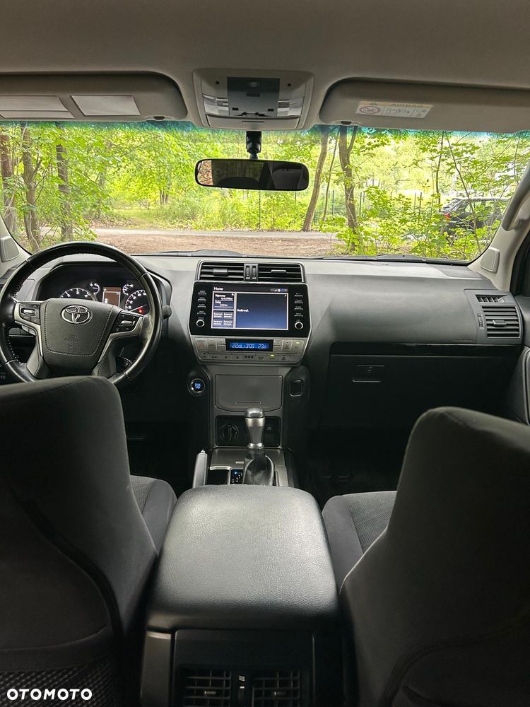 Toyota Land Cruiser LC 2.8 D-4D Prado - 16