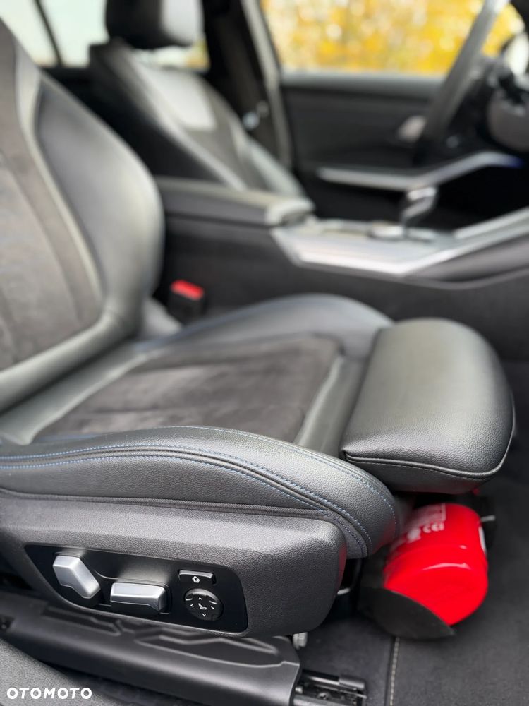 BMW Seria 3 - 26