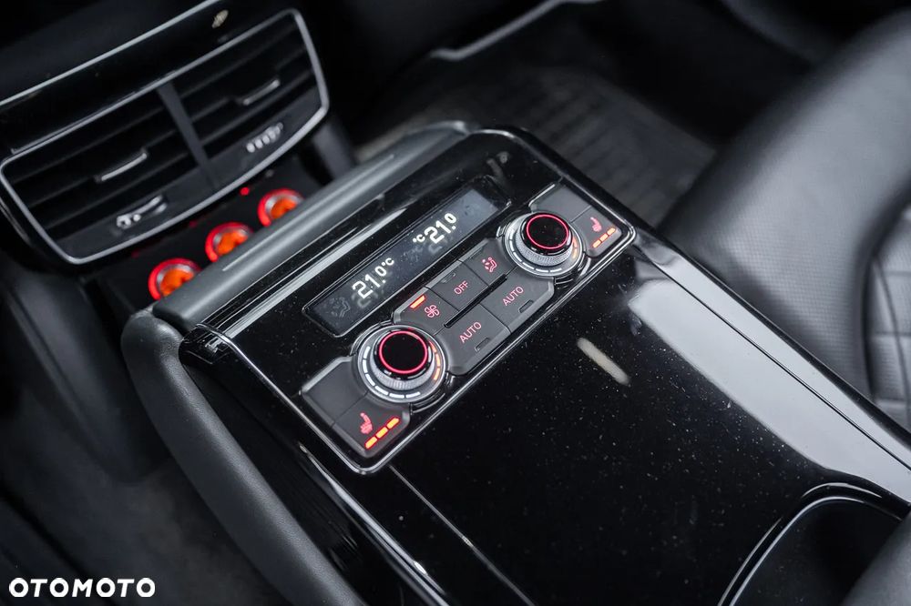 Audi S8 - 21