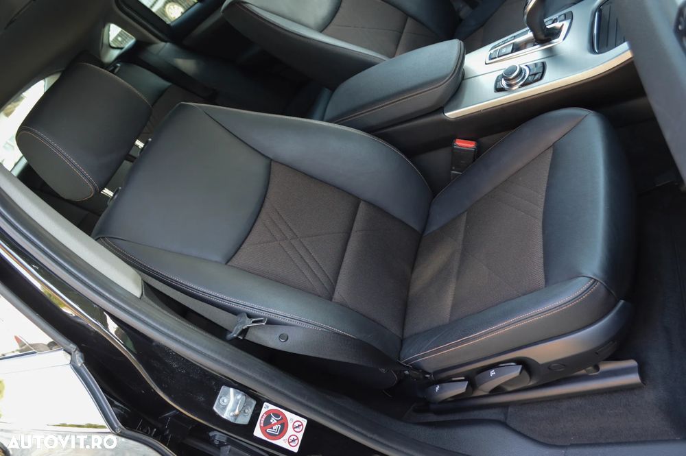 BMW X4 xDrive20i AT Advantage - 26