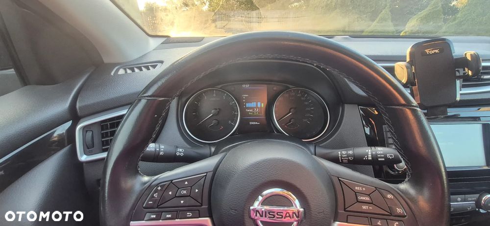 Nissan Qashqai 1.3 DIG-T N-Connecta DCT - 6