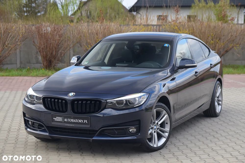 BMW Seria 3 320i xDrive Edition M Sport Shadow - 13