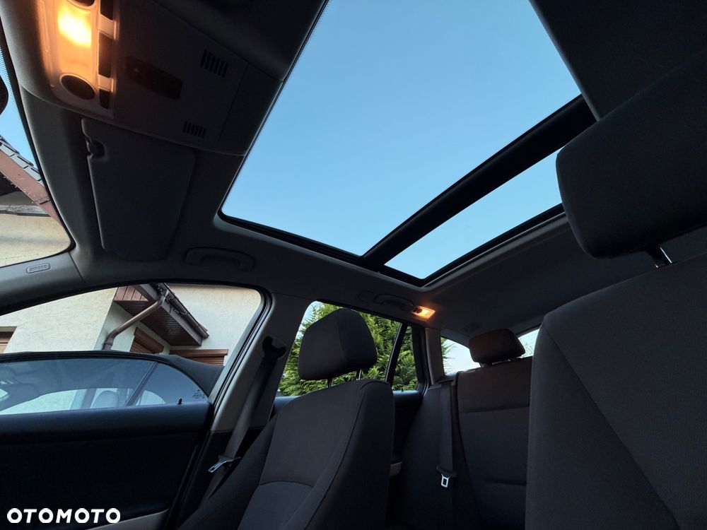 BMW Seria 3 318d DPF Edition Lifestyle - 35