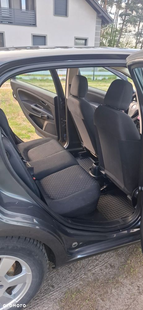 Fiat Grande Punto 1.4 8V - 11