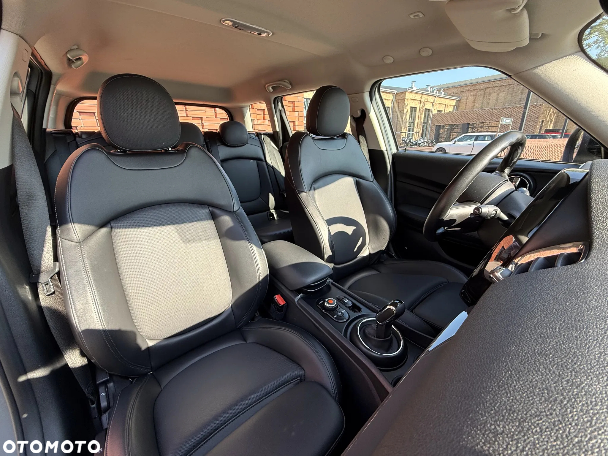MINI Clubman Cooper - 18