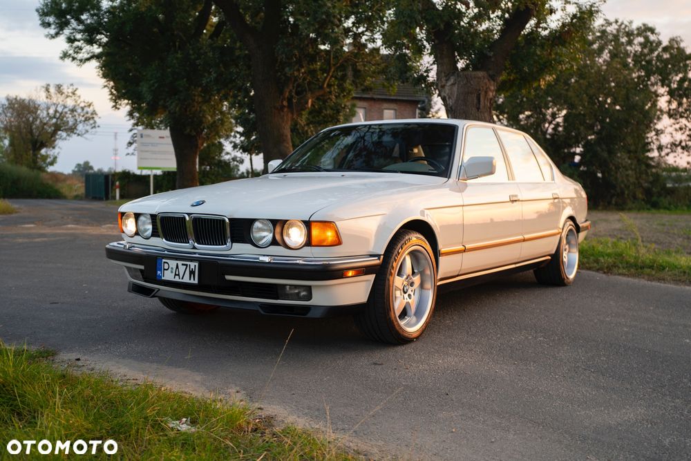 BMW Seria 7 750iL - 6