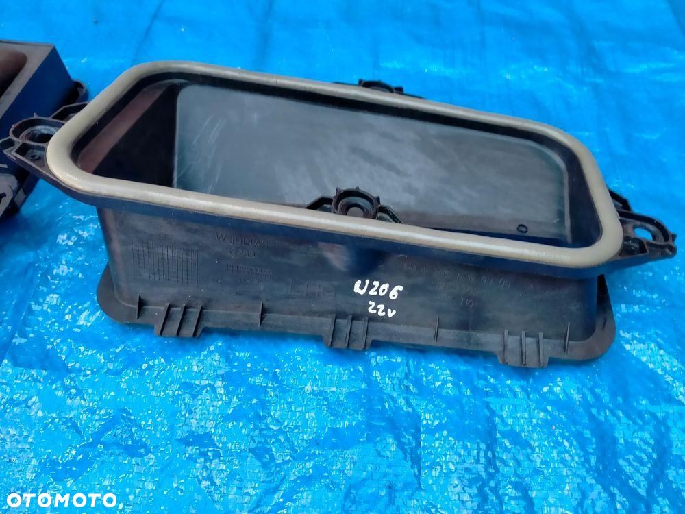 Mercedes W206 C Klasa Wlot Kanał Powietrza Dolot A2068300900 - 1