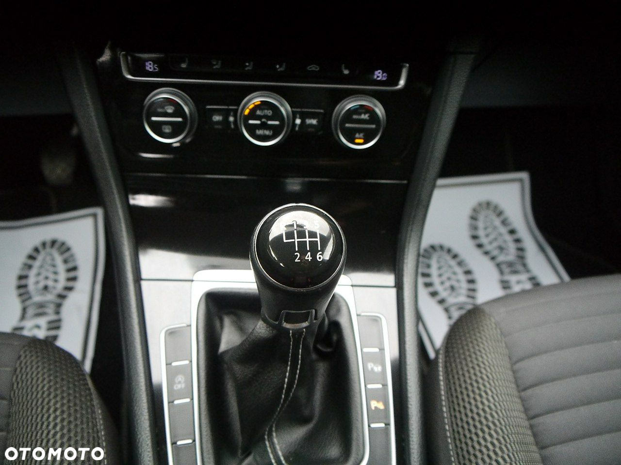 Volkswagen Golf 1.4 TSI ACT BlueMotion Technology Cup - 23
