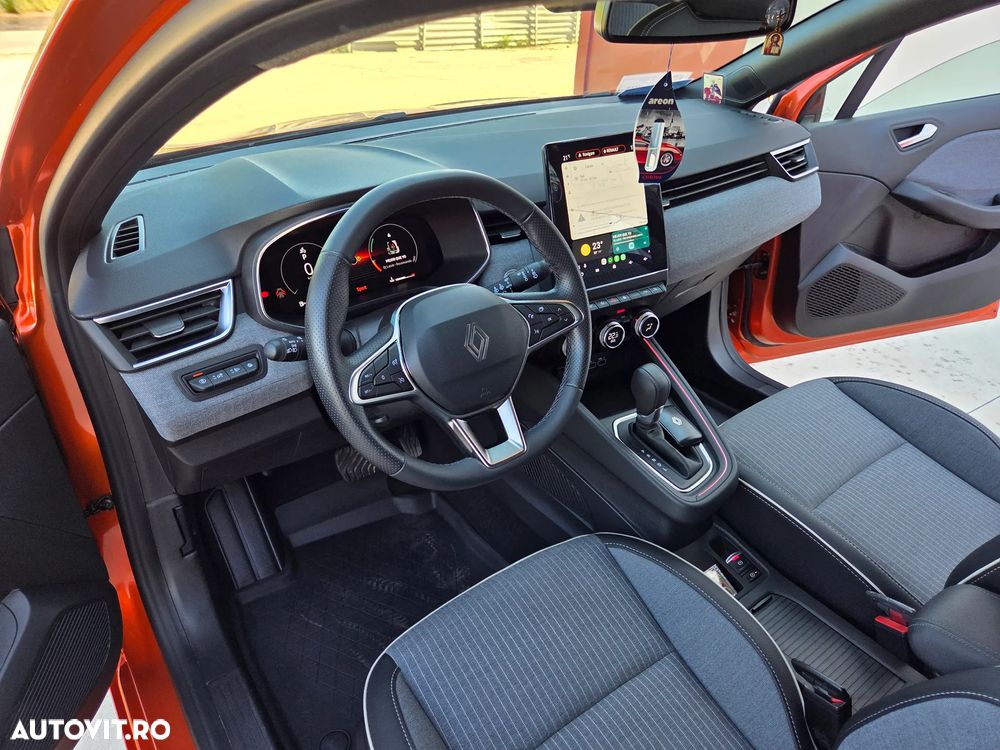 Renault Clio - 8