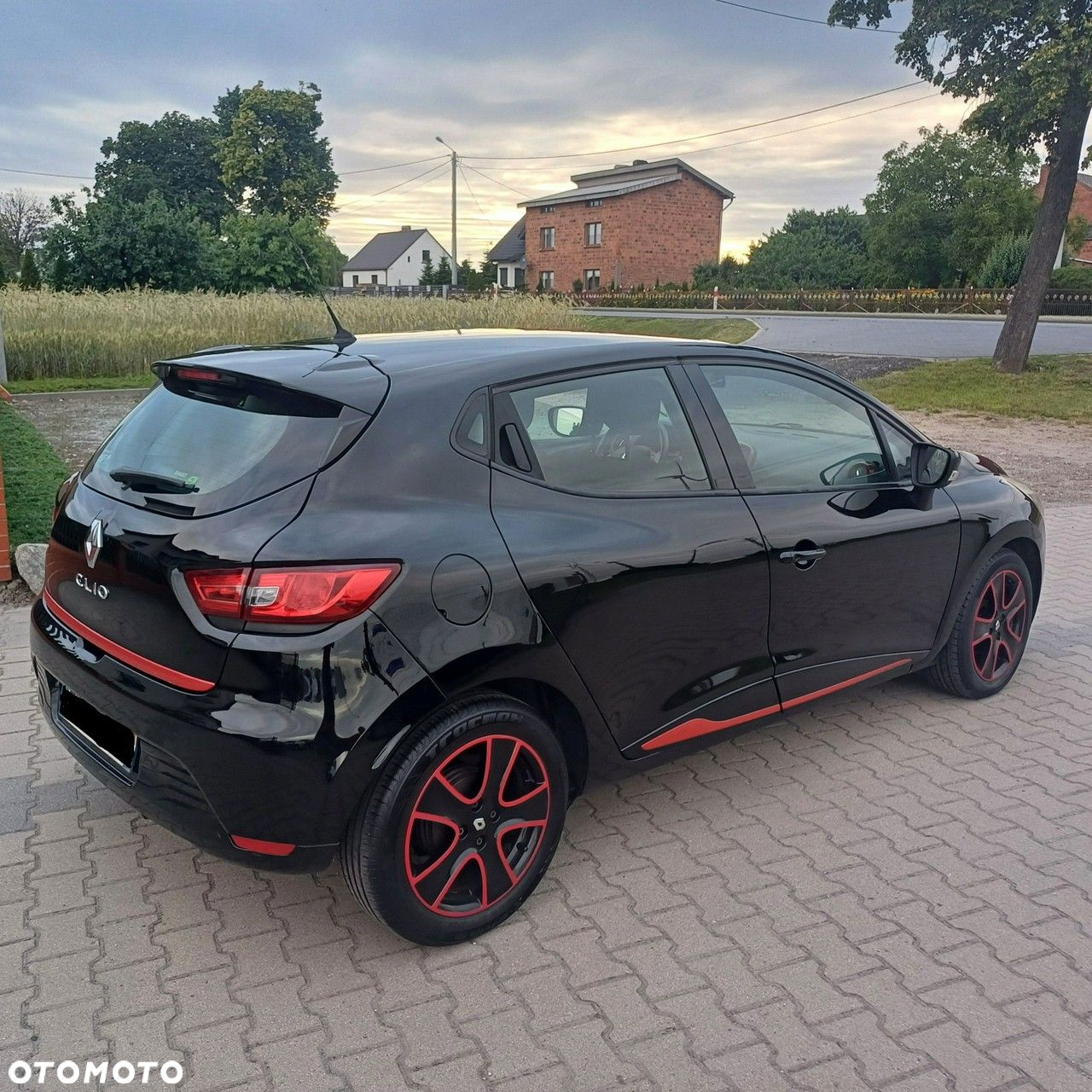 Renault Clio - 8