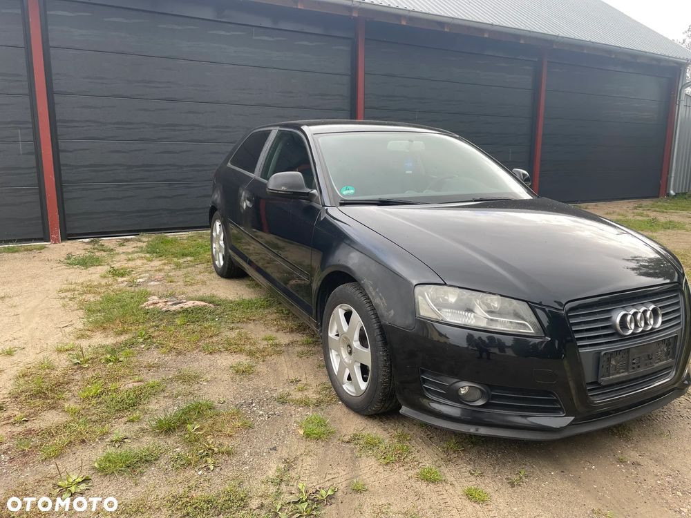 Audi A3 3-drzwiowe 1.6 Attraction - 4