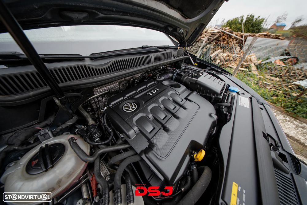 VW Touran 1.6 TDI Highline - 9