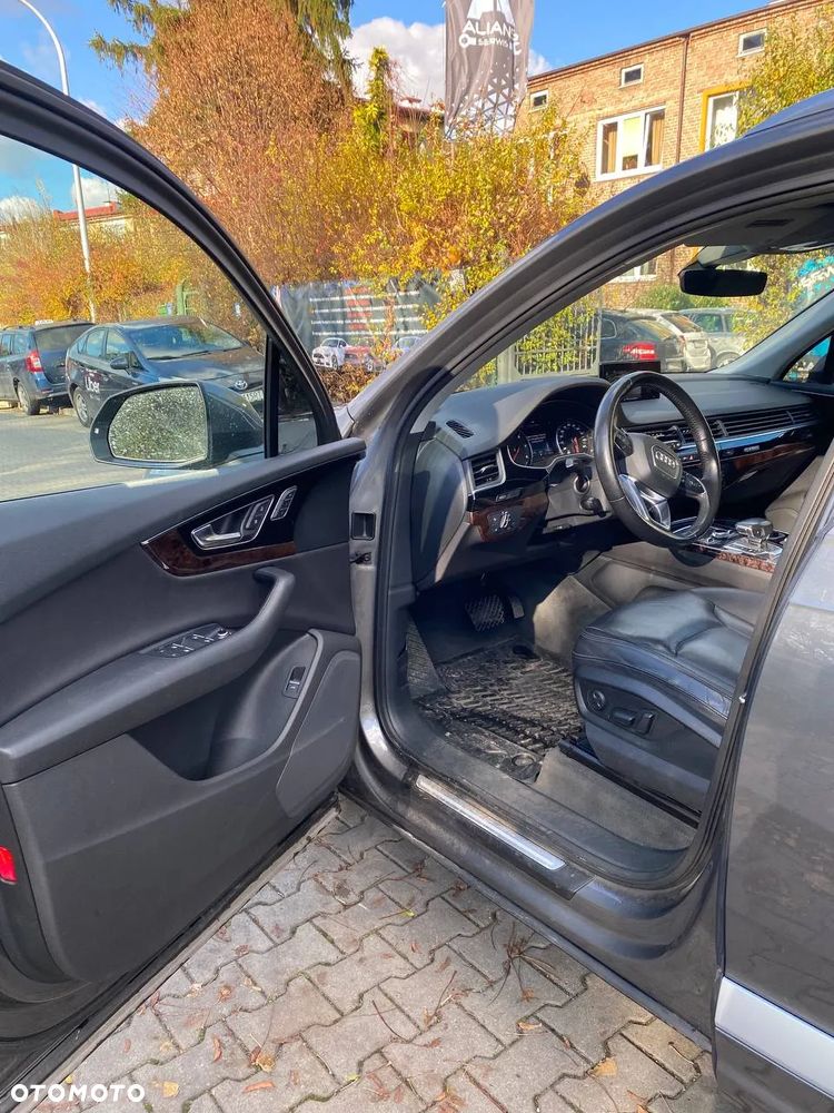 Audi Q7 - 3