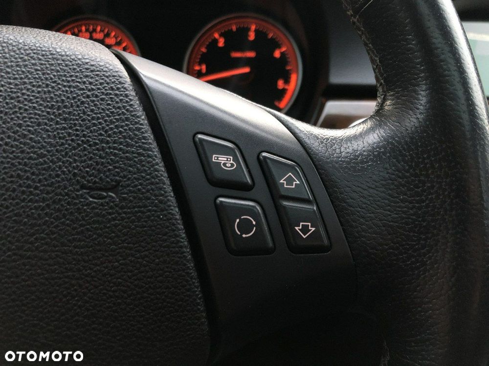 BMW Seria 3 - 35