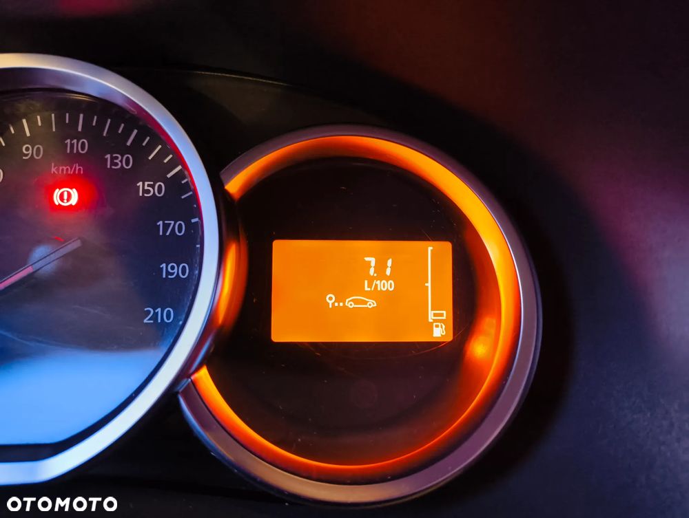 Dacia Lodgy 1.3 TCe Laureate S&S - 16